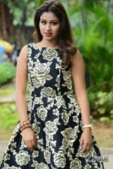 Manali Rathod At Howrah Bridge Movie Trailer Launch
